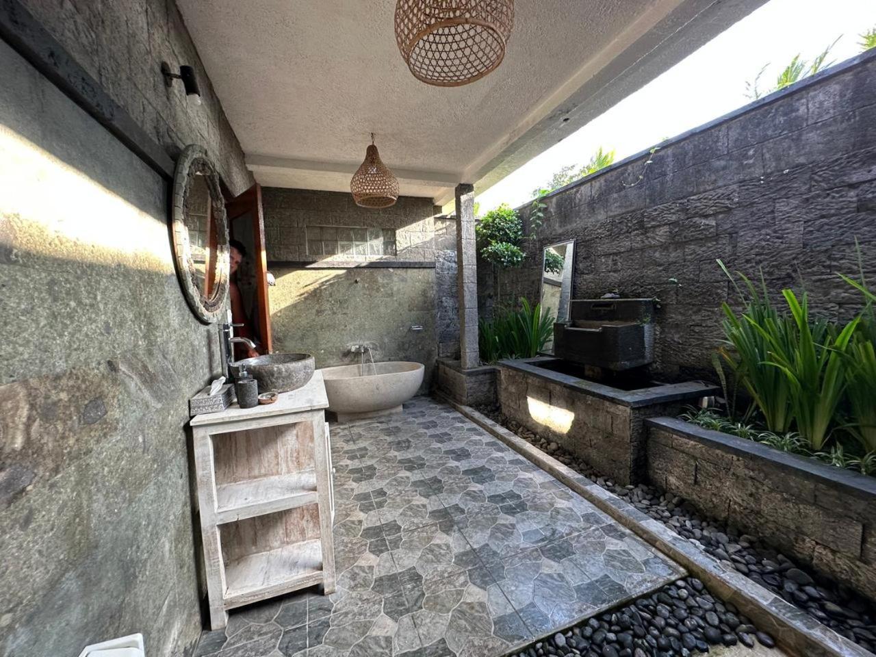 Villa Mirah House Ubud Esterno foto